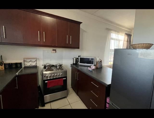 1 BEDROOM APARTMENT FOR SALE IN WILLOWS